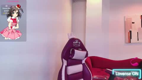 dulce_viioleta online show from January 15, 2026, 11:04 am