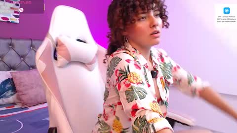 dulcee_gaby online show from October 23, 2025, 7:56 pm