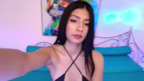 Dulce  online show from March 5, 2025, 4:13 pm