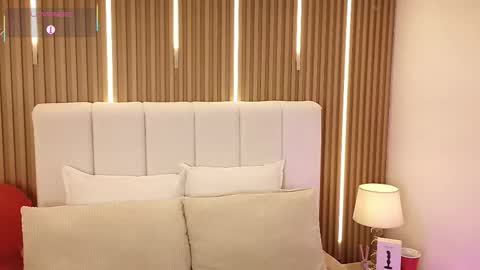 Dulcey online show from February 17, 2026, 3:58 am