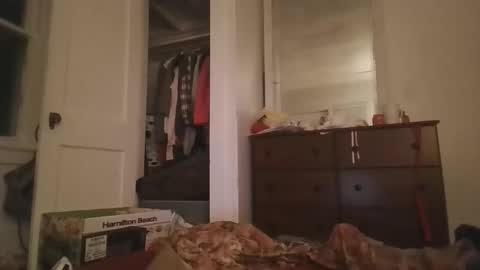 Buffy Glimmers online show from February 18, 2026, 12:39 am