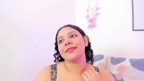 Snapshot of dullce77 chatting on October 26, 2025, 7:42 pm Dulce online show from October 26, 2025, 7:42 pm