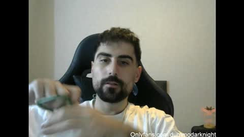 Snapshot of dummodarknight chatting on October 5, 2025, 10:18 pm The Dark Knight online show from October 5, 2025, 10:18 pm