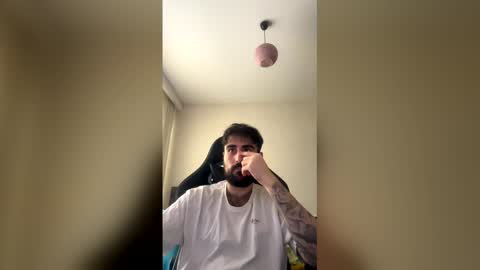 The Dark Knight online show from April 12, 2026, 11:37 am