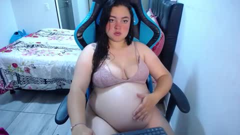 Snapshot of dumont_model chatting on March 21, 2026, 6:44 pm Nicole online show from March 21, 2026, 6:44 pm