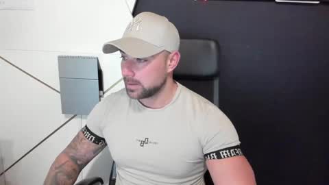 Snapshot of duncanstones chatting on February 12, 2025, 5:05 am DuncanStone online show from February 12, 2025, 5:05 am