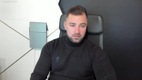 Snapshot of duncanstones chatting on February 19, 2025, 5:05 am DuncanStone online show from February 19, 2025, 5:05 am