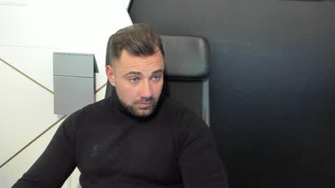 Snapshot of duncanstones chatting on February 19, 2025, 2:23 pm DuncanStone online show from February 19, 2025, 2:23 pm