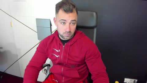 Snapshot of duncanstones chatting on February 24, 2025, 5:11 am DuncanStone online show from February 24, 2025, 5:11 am