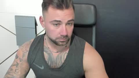 Snapshot of duncanstones chatting on March 4, 2025, 8:02 am DuncanStone online show from March 4, 2025, 8:02 am