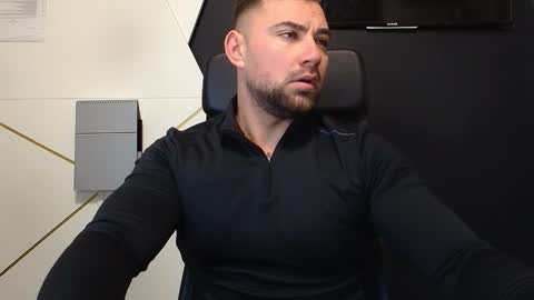 DuncanStone online show from November 23, 2025, 5:18 am