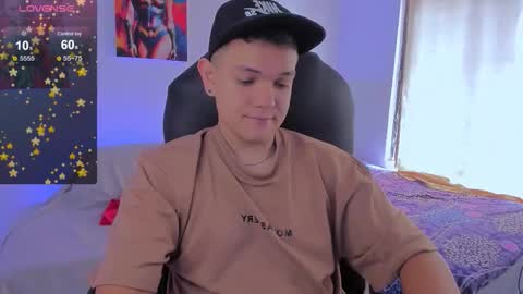 Snapshot of dunkan_kravitz chatting on September 22, 2025, 3:47 pm Dunkan Kravitz online show from September 22, 2025, 3:47 pm