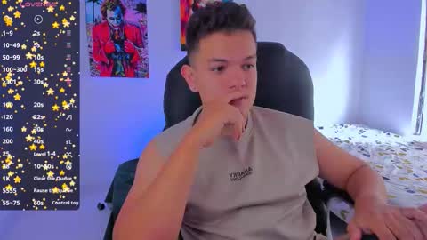 Snapshot of dunkan_kravitz chatting on October 20, 2025, 2:06 pm Dunkan Kravitz online show from October 20, 2025, 2:06 pm