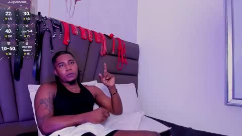 Snapshot of duo69sexual chatting on October 17, 2025, 7:27 pm duo69sexual online show from October 17, 2025, 7:27 pm