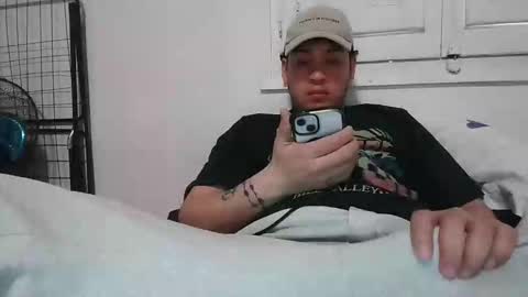 duocaliente310037 online show from March 23, 2026, 3:16 pm