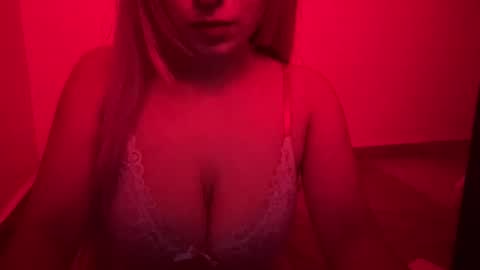 Snapshot of duomusee chatting on April 11, 2026, 5:45 am DuoMusee online show from April 11, 2026, 5:45 am