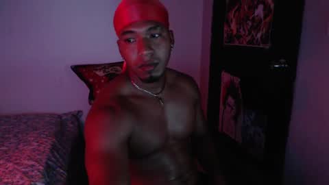 Snapshot of duragpapii chatting on January 22, 2025, 2:15 am DuragPapi online show from January 22, 2025, 2:15 am