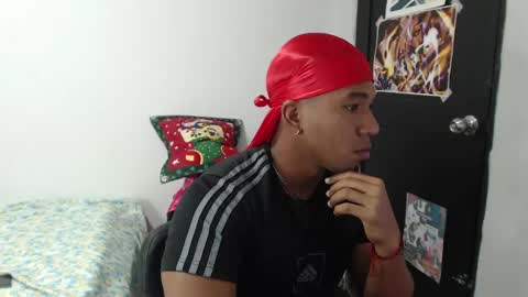 Snapshot of duragpapii chatting on January 23, 2025, 11:05 pm DuragPapi online show from January 23, 2025, 11:05 pm