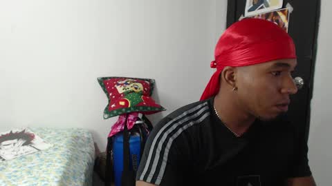 Snapshot of duragpapii chatting on January 24, 2025, 2:07 am DuragPapi online show from January 24, 2025, 2:07 am