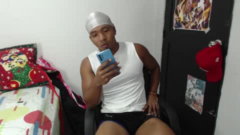 Snapshot of duragpapii chatting on January 25, 2025, 9:46 pm DuragPapi online show from January 25, 2025, 9:46 pm