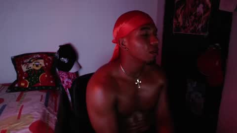 Snapshot of duragpapii chatting on January 28, 2025, 3:57 am DuragPapi online show from January 28, 2025, 3:57 am