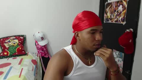 Snapshot of duragpapii chatting on January 31, 2025, 8:43 pm DuragPapi online show from January 31, 2025, 8:43 pm