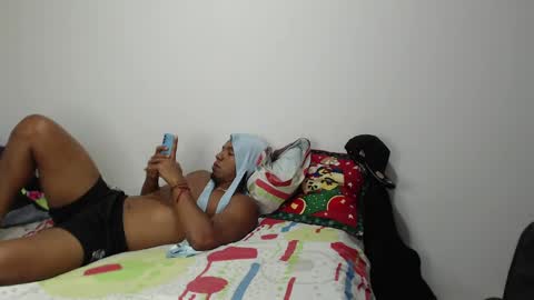 Snapshot of duragpapii chatting on February 8, 2025, 2:58 am DuragPapi online show from February 8, 2025, 2:58 am