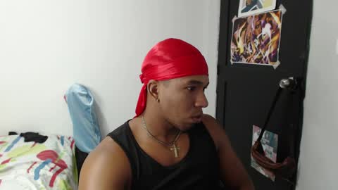 Snapshot of duragpapii chatting on February 10, 2025, 9:25 pm DuragPapi online show from February 10, 2025, 9:25 pm