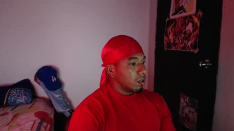 Snapshot of duragpapii chatting on February 14, 2025, 10:36 pm DuragPapi online show from February 14, 2025, 10:36 pm