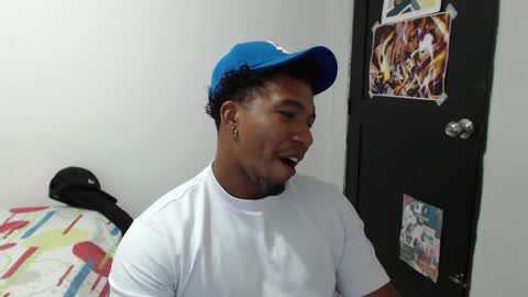 Snapshot of duragpapii chatting on February 16, 2025, 2:09 am DuragPapi online show from February 16, 2025, 2:09 am