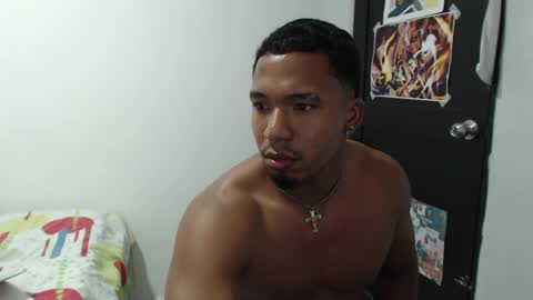 Snapshot of duragpapii chatting on February 28, 2025, 12:10 am DuragPapi online show from February 28, 2025, 12:10 am