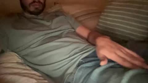 Snapshot of duro4200 chatting on October 23, 2025, 4:23 am duro4200 online show from October 23, 2025, 4:23 am