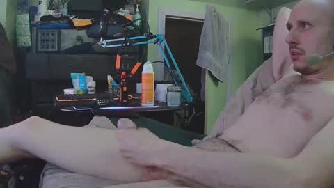 Snapshot of dustiestninja chatting on March 13, 2026, 2:40 am dustiestninja online show from March 13, 2026, 2:40 am