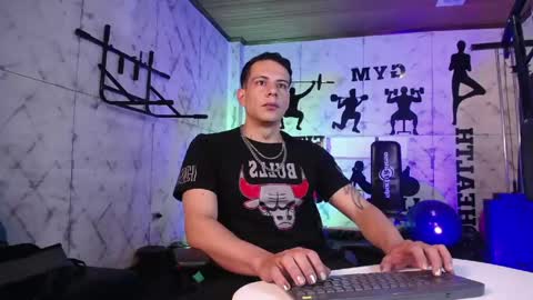 Dustin Sonne online show from April 26, 2026, 3:37 am