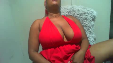 dustylucy online show from January 16, 2026, 10:58 pm