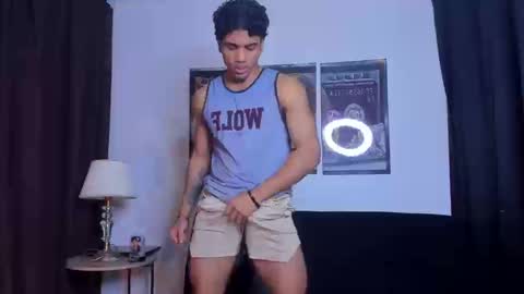 Snapshot of dustyn__michelle chatting on March 12, 2026, 1:23 am DUSTYN MICHELLE online show from March 12, 2026, 1:23 am