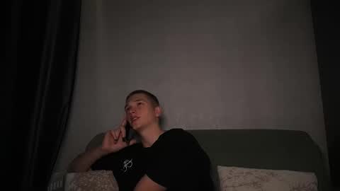 Dustyn online show from September 15, 2025, 4:18 pm