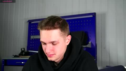 Dustyn online show from February 4, 2026, 3:18 pm