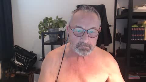 DutchPear online show from January 26, 2025, 2:08 pm