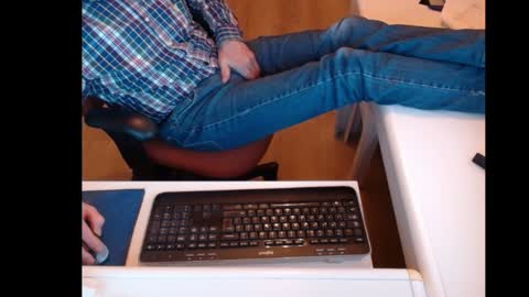 dutchpornking2 online show from December 28, 2024, 6:08 pm