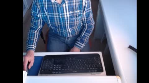 dutchpornking2 online show from January 2, 2025, 7:44 am