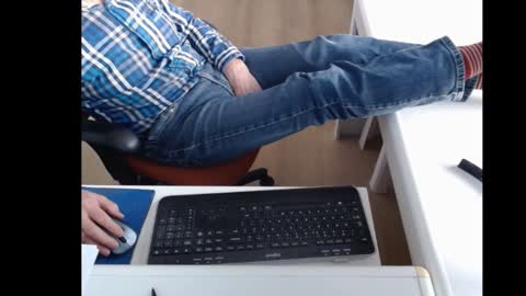 dutchpornking2 online show from January 4, 2025, 2:35 pm