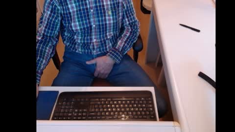 dutchpornking2 online show from January 12, 2025, 8:14 am