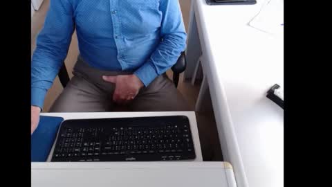 dutchpornking2 online show from November 17, 2025, 7:47 am