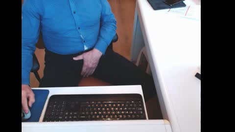 dutchpornking2 online show from May 2, 2026, 5:51 pm