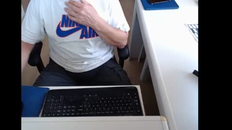 Snapshot of dutchpornking2 chatting on July 3, 2026, 6:53 am dutchpornking2 online show from July 3, 2026, 6:53 am