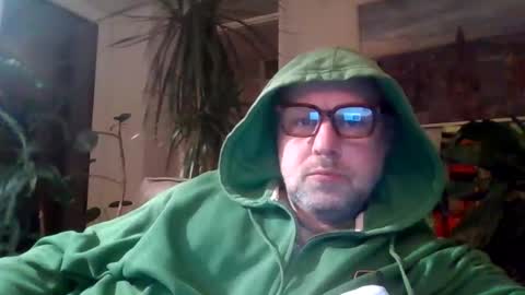 dutchtaurus72 online show from February 7, 2026, 1:20 am