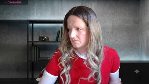 Dutch Victoria online show from July 25, 2026, 5:21 pm