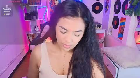 Snapshot of duulce_mia chatting on June 19, 2026, 11:14 am duulce_mia online show from June 19, 2026, 11:14 am