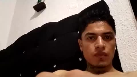 Snapshot of duvanarleyy chatting on September 25, 2025, 1:20 am duvanarleyy online show from September 25, 2025, 1:20 am